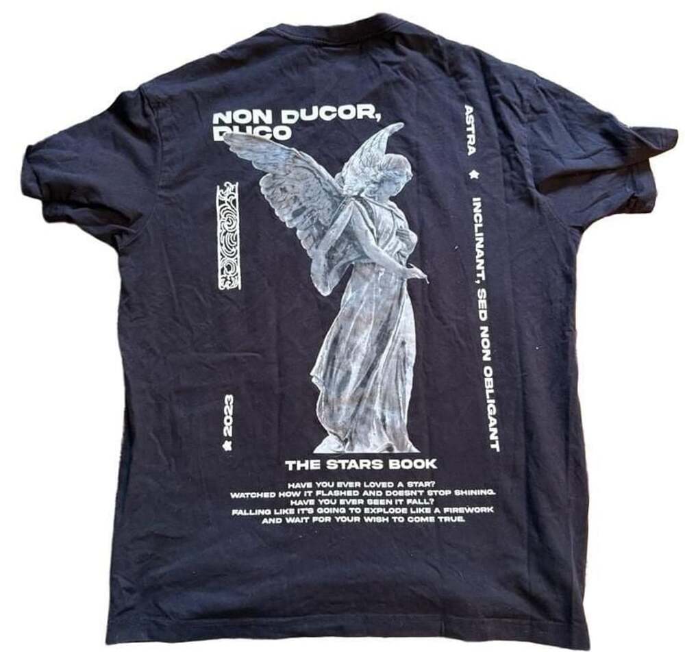 H&M Relaxed Fit T-Shirt Size M Black Angel Graphic Astra Inclinant